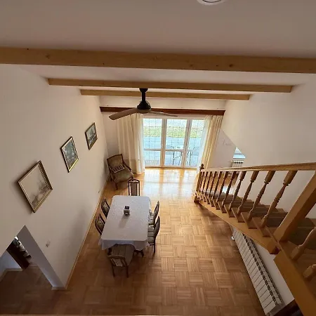 Holiday home Quiet Getaway Near Tarnow Plesna (Tarnow)